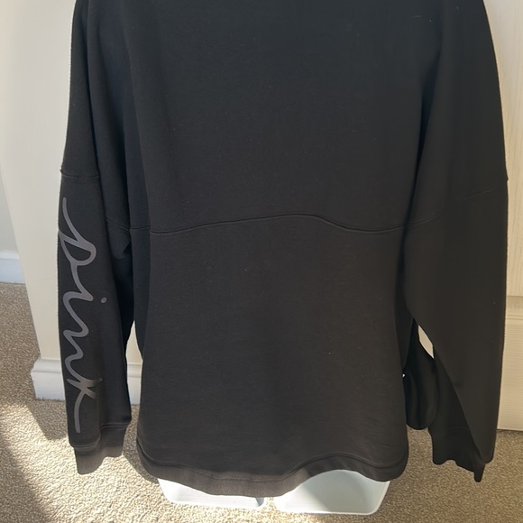 Pink black pullover. - Picture 4 of 5